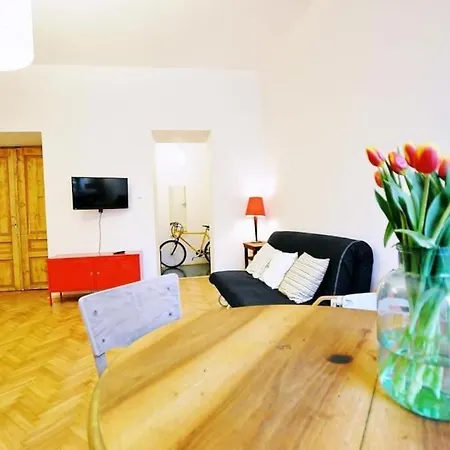 Apartament In Historic District Kraków